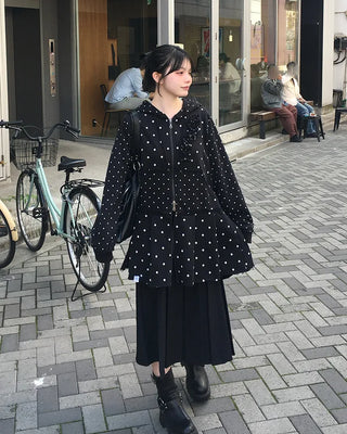Pleated long skirt