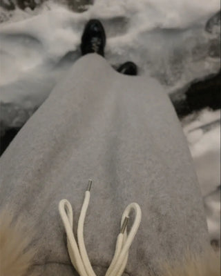 Elastic waist fleece long skirt