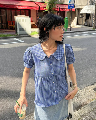 Round collar shirred blouse