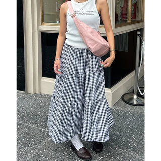 Simple shoulder and crossbody bag