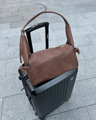 Side belt shoulder bag