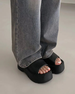Platform Aqua Simple Slippers (2 colors)