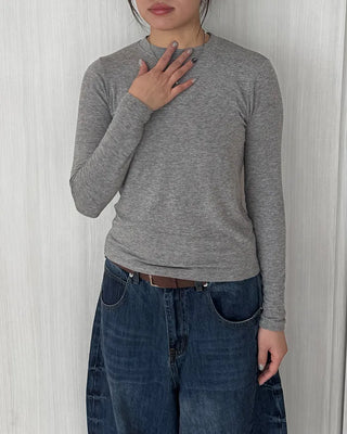 Basic long-sleeve T-shirt