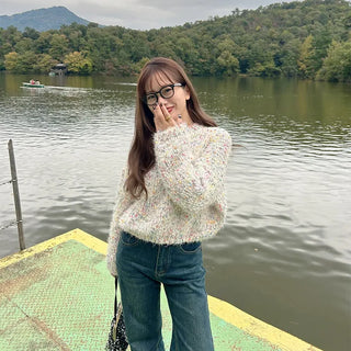 Colorful mixed-color knit