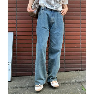 Pintuck pointed denim