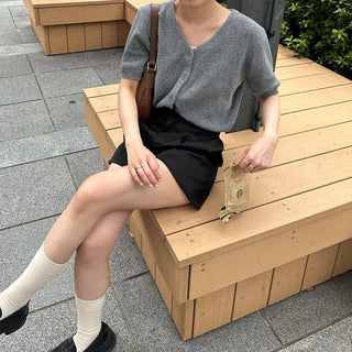 V-neck short-sleeved cardigan
