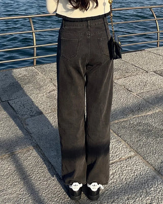 Basic straight-leg denim