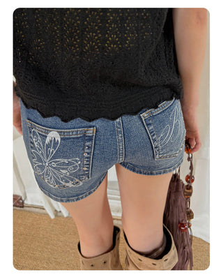 [NECY] Flower Rhinestone Hip Line Denim Shorts