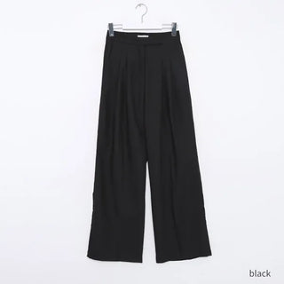 2-pleat wide slacks