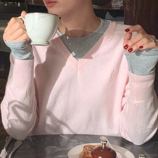 Pale Loose Fit V-Neck Knit