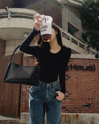 Back Point Slit Slim T-Shirt