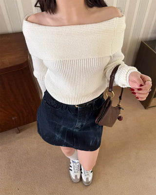 Off-shoulder loose-fit knit