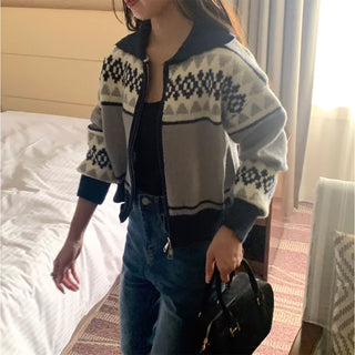 Nordic pattern knit zip-up