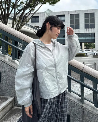 Hooded cropped windbreaker