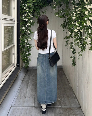 Front slit denim long skirt