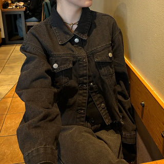 Cropped denim jacket
