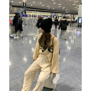 eye logo knit