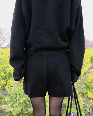 Banding knit shorts