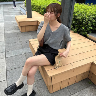 V-neck short-sleeved cardigan