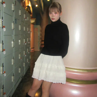 Lace medium skirt