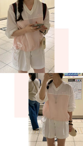Loose-fit V-neck sweatshirt (2c)