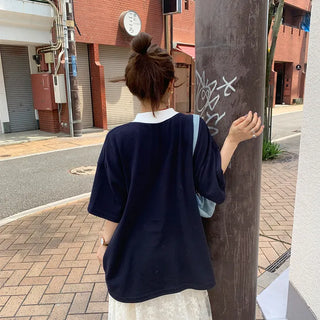 Loose sporty T-shirt
