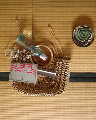 Net rattan tote bag