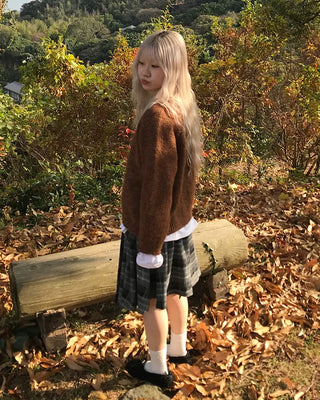 Blurred Round Knit