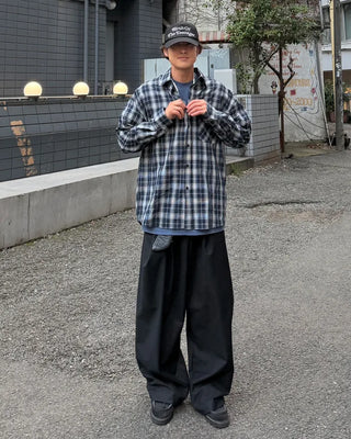 D-ring two-pleat wide-leg pants