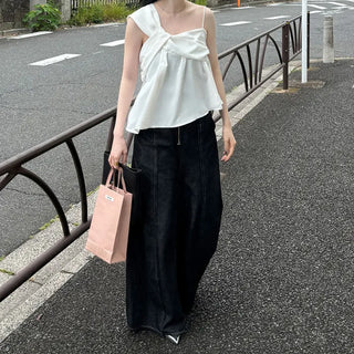 Asymmetrical design top