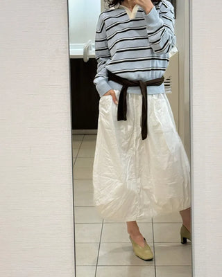 Balloon silhouette long skirt
