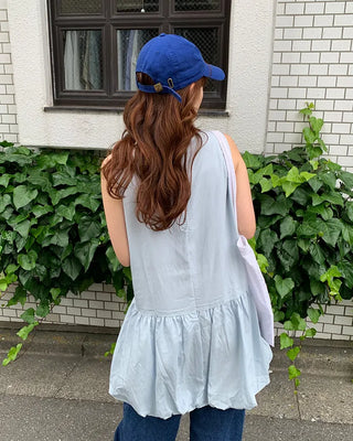 Sleeveless balloon mini dress