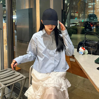 Point pocket cropped shirt
