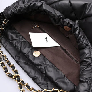 Chain quilted bag