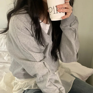 Loose-fit V-neck sweatshirt