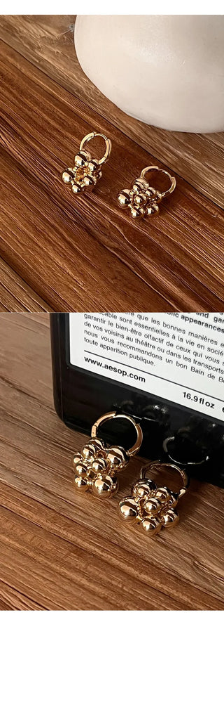 Stylish gold earrings