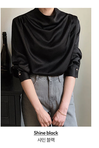 Mock neck blouse - 2 colors