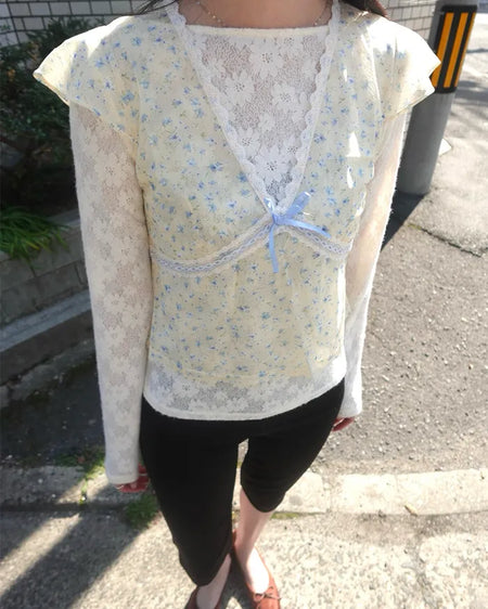 Flower ribbon detail ruffle blouse