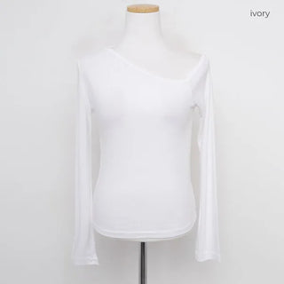 Line Off-Shoulder T-Shirt