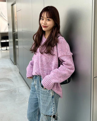 Colorful V-neck loose-fit knit