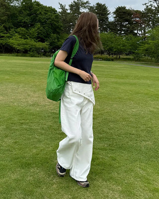 Semi-cropped short-sleeve T-shirt