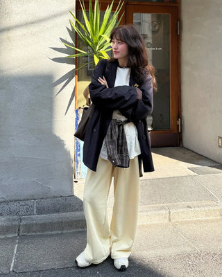 Wide-leg pants with waist ribbon