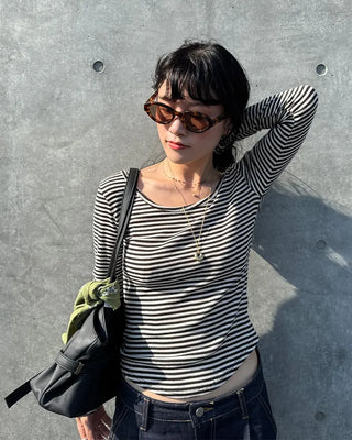 U-neck striped long-sleeved T-shirt