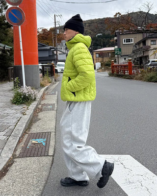 Curved wide sweatpants