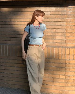 Slim round half-sleeve T-shirt