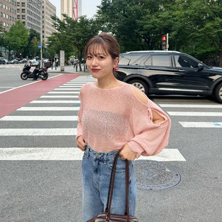Off-shoulder ribbon knit