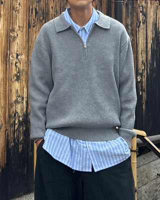 Half-neck zip-up collar knit