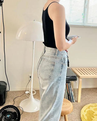 Basic camisole with built-in cups