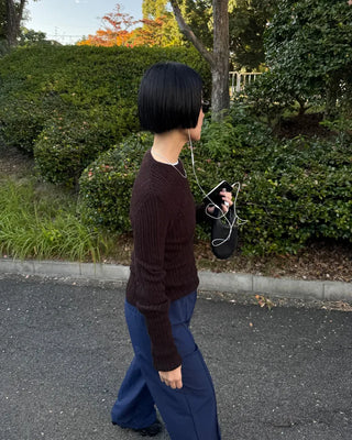 Wool Round Slim Knit
