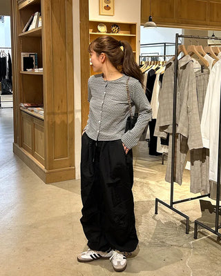 Side-tucked banded sweatpants